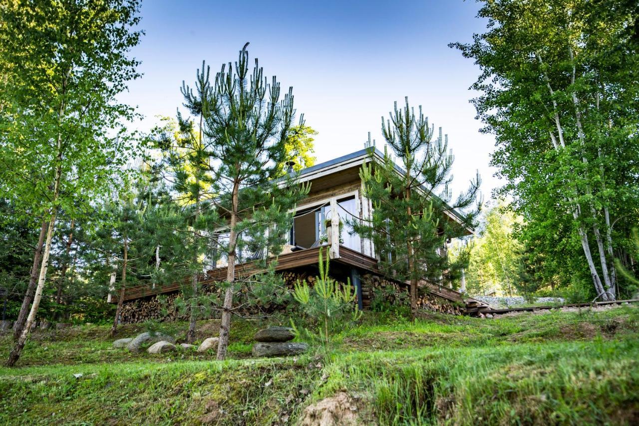 Villa Lapsu Ciems à Sece Extérieur photo